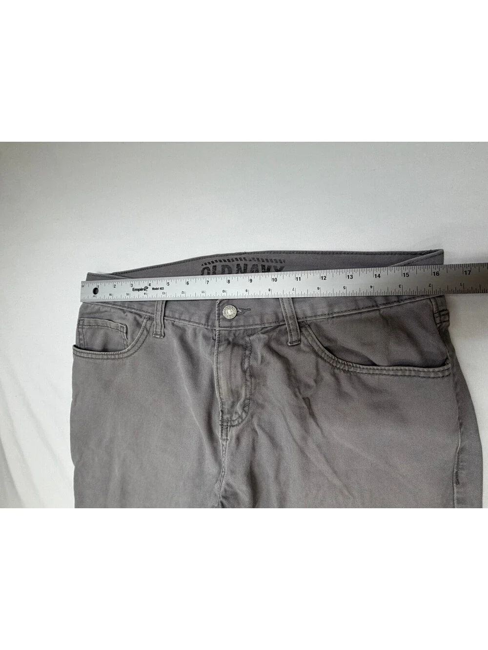Old Navy Men's Straight Jeans Mid-Rise Zip Fly Medium Wash Size 33 Grey